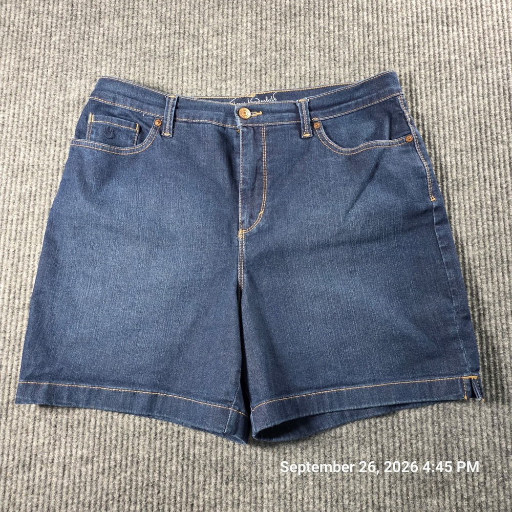 Gloria Vanderbilt Amanda Slimming Effect Dark Wash Denim Shorts Womens 10